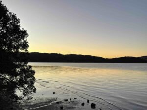 Raglan dusk
